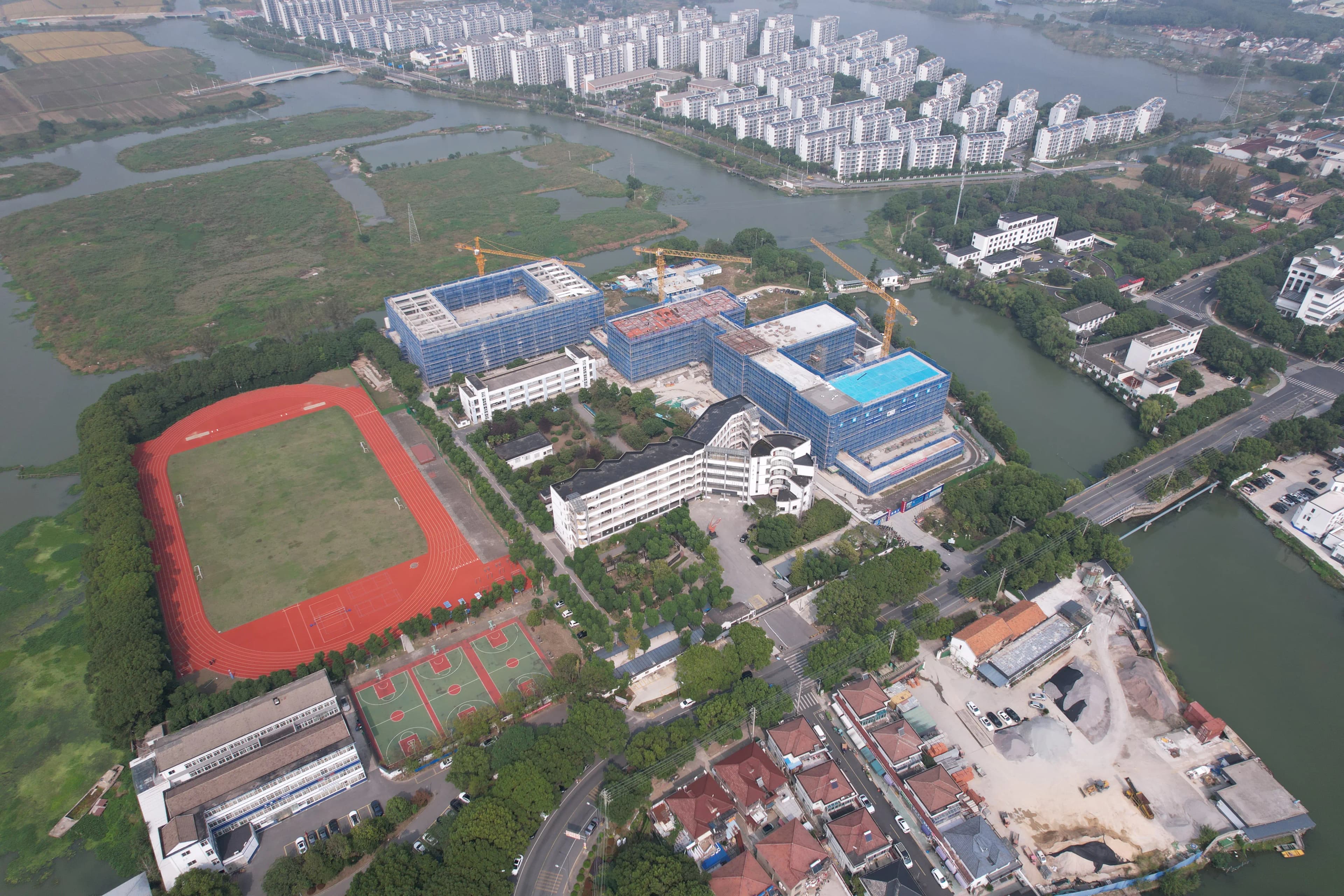 Jin Xi Middle School — site context