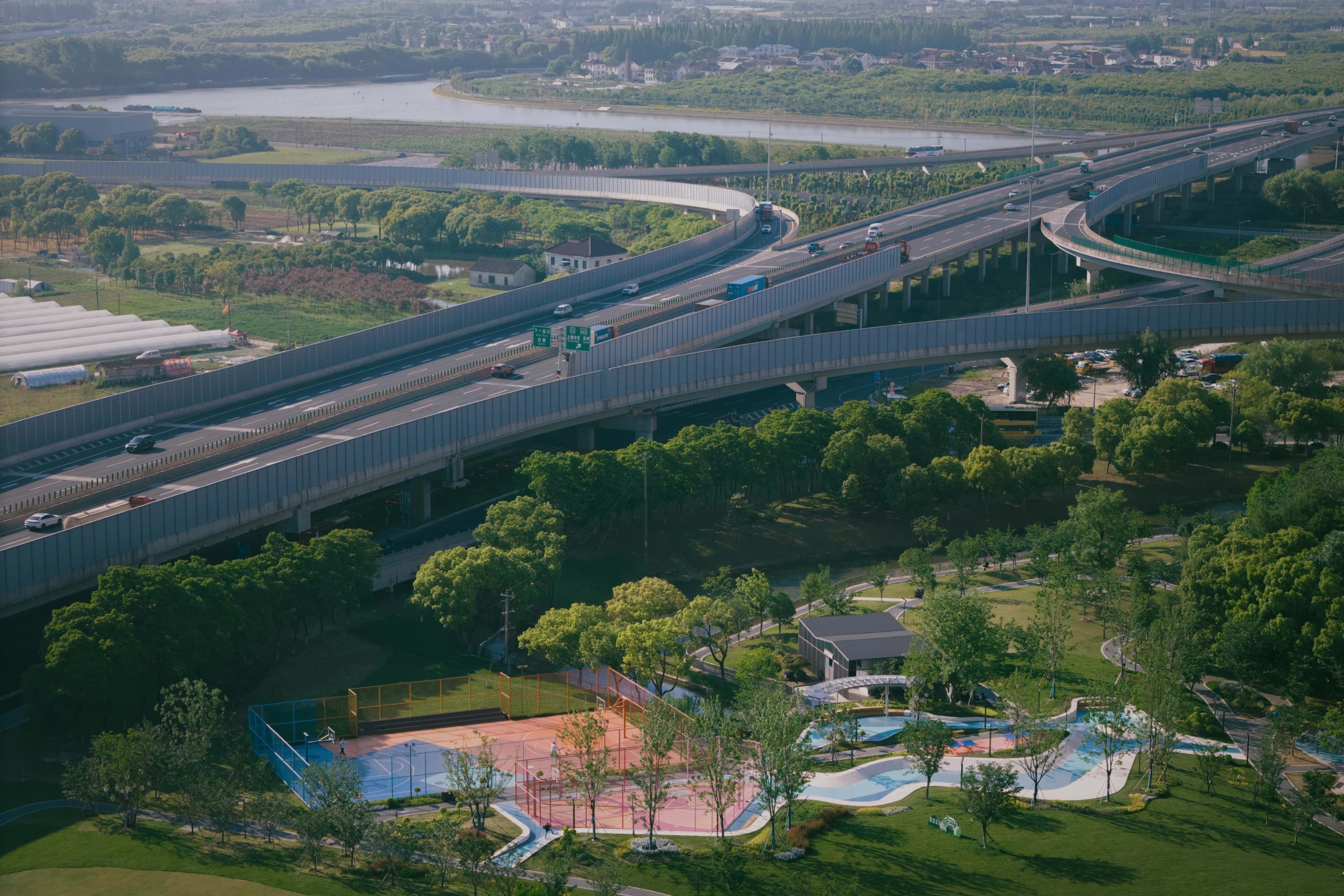 Vibrant Sports Park — entrance